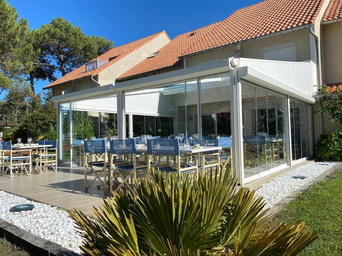 Les Vagues Hotel Restaurant Biscarrosse-Plage Exterior foto
