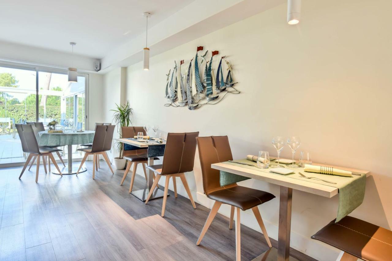 Les Vagues Hotel Restaurant Biscarrosse-Plage Exterior foto